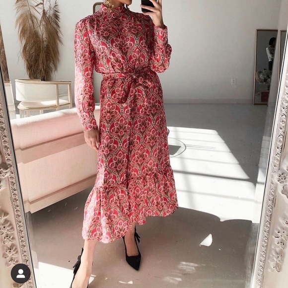 Zara Dresses & Skirts - ZARA FLORAL DRESS WITH TIE